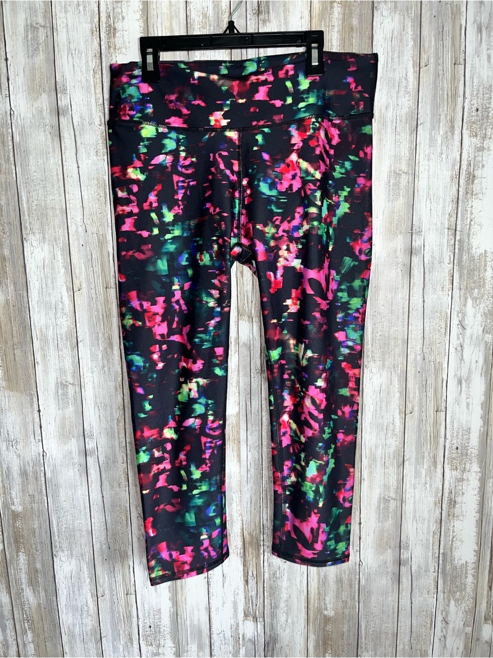 Fabletics Salar Chroma Multicolor Crop Leggings High Rise Workout Pants M - Picture 2 of 6